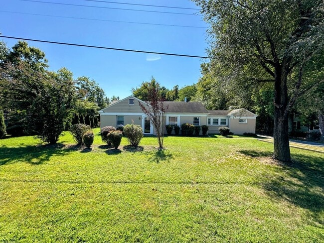 Rambler in the Town of La Plata - Rambler in the Town of La Plata House