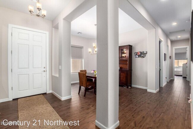 Foto del edificio - 4 br, 3 bath House - 5420 E Skinner Dr.
