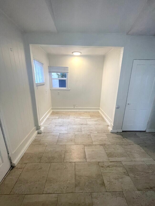 Foto del edificio - 4311 E Ocean Blvd