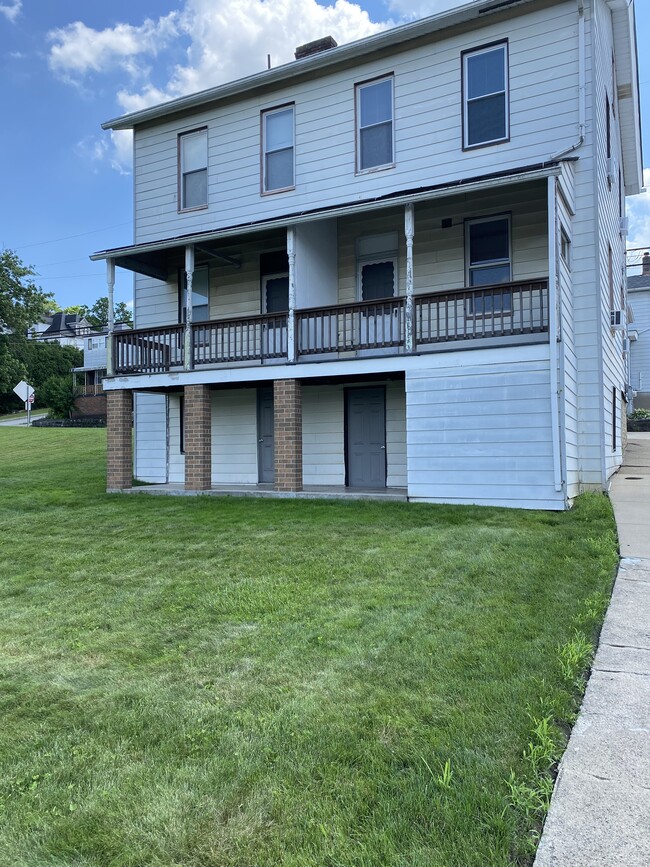 Building Photo - 317 3rd St