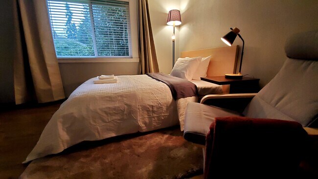 Foto del edificio - 1803 N 200th St