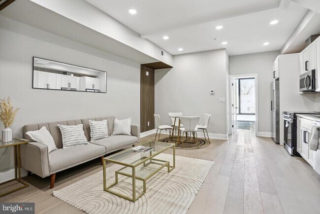 Foto del edificio - 611 Kennedy St NW