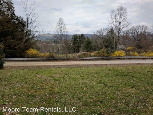 Building Photo - 2 br, 2 bath House - 68 Drexel Road