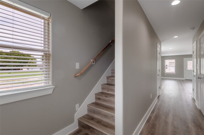 Foto del edificio - 250 Shady Oaks