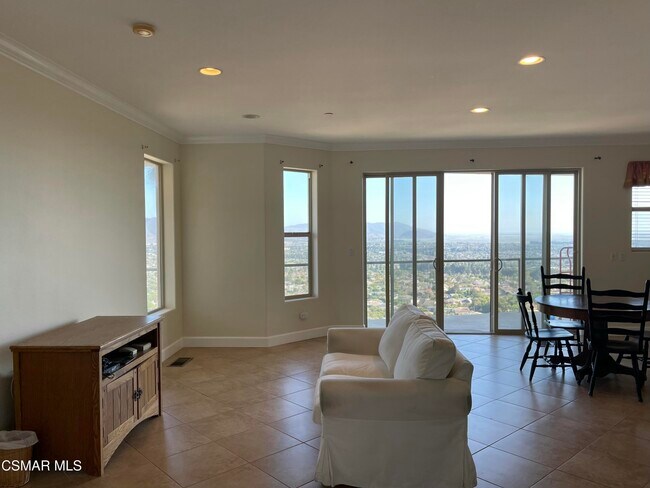 Foto del edificio - 660 Ocean View Dr