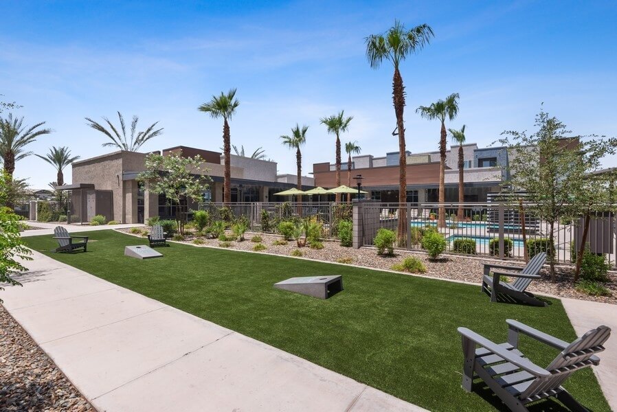 9201 N 83rd Ave Peoria Az 85345