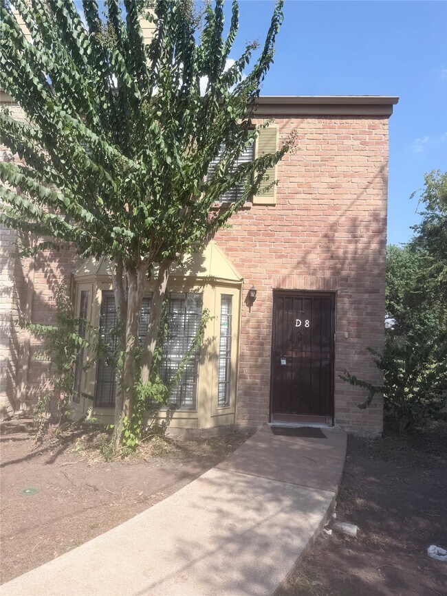Foto del edificio - 9901 Sharpcrest St