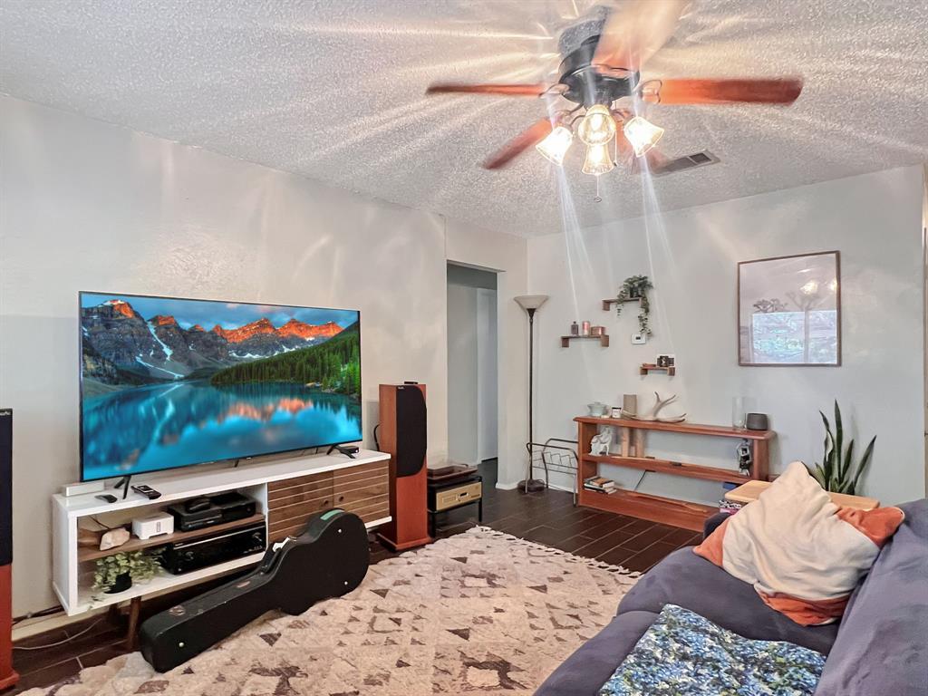 Primary Photo - 8402 Cornwall Dr