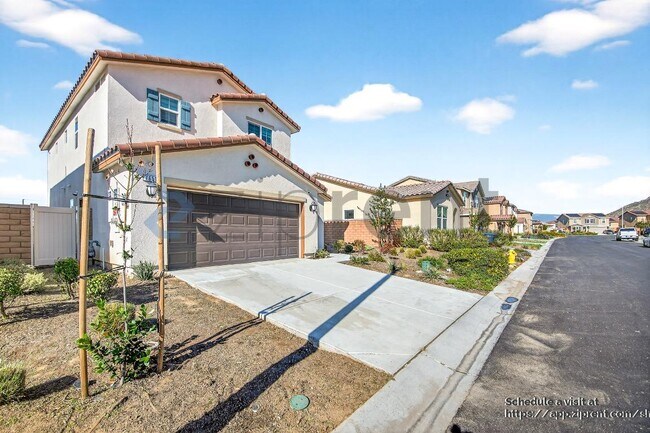 Foto del edificio - 7651 Heathblossom St