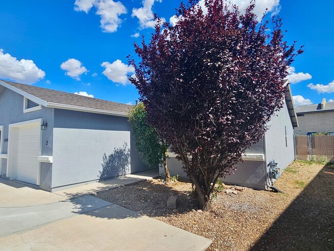 Foto del edificio - Beautiful remodeled 2 bed 2 bath home in P...