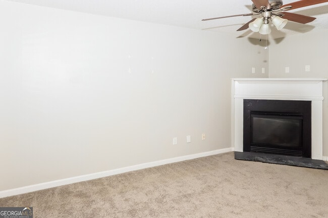 Building Photo - 153 Prity Ct