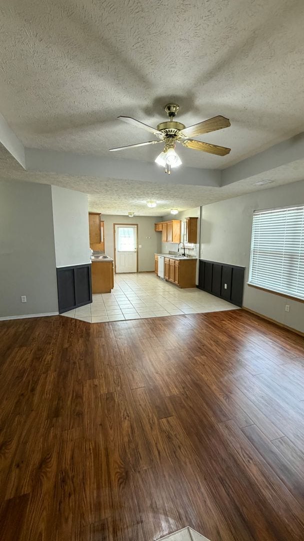 Building Photo - 3837 S Timbercreek Ave