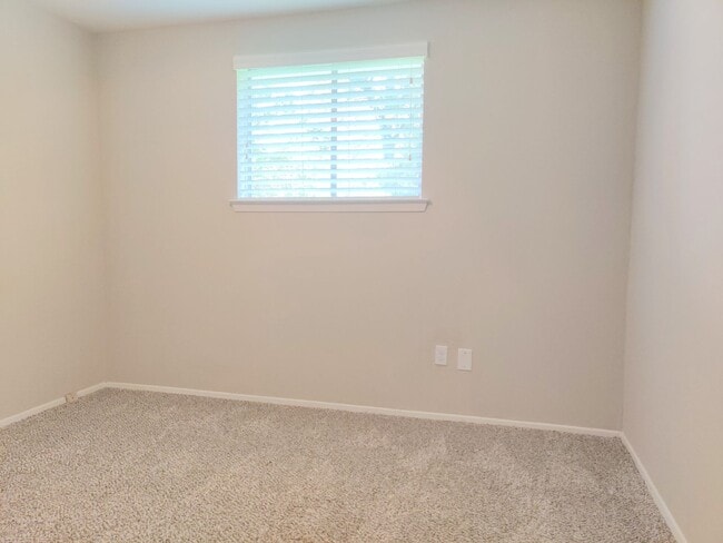 Foto del edificio - 1914 Seakale Ln