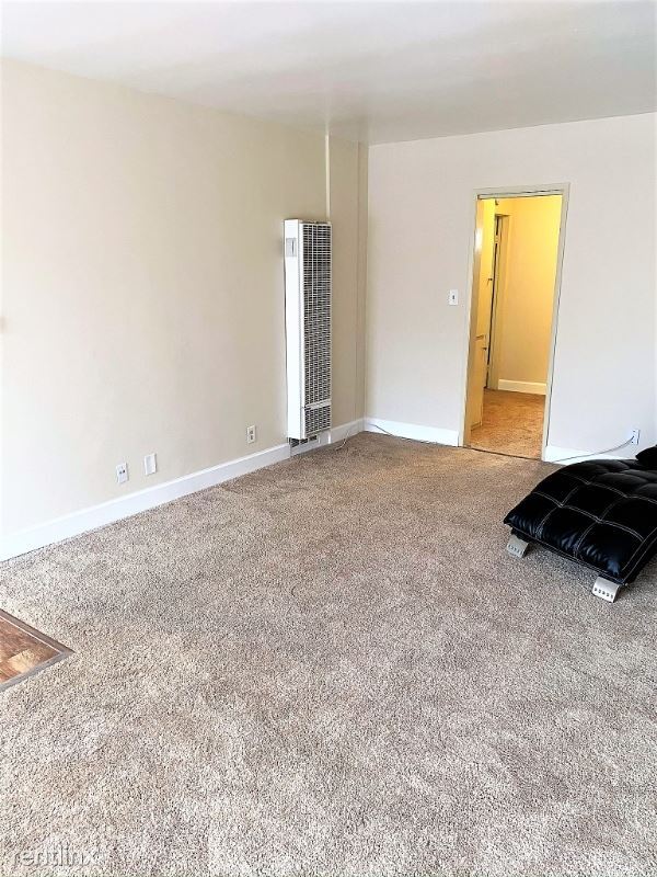 Building Photo - 2115 Placentia Ave