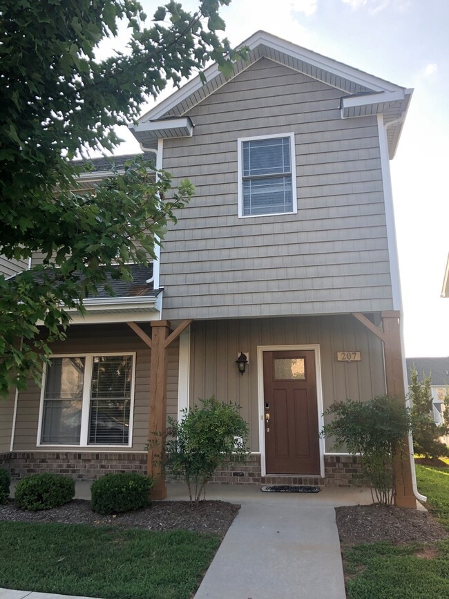 Photo - 207 Portico St Townhome