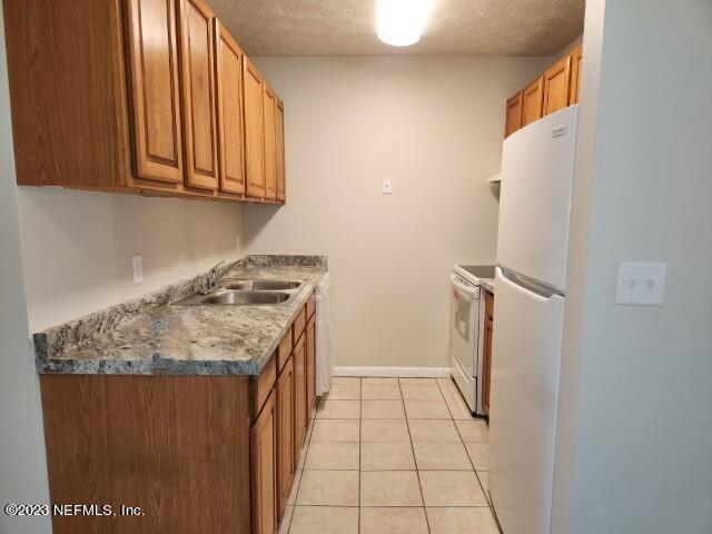 Building Photo - 2641 Trollie Ln
