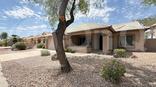 Foto del edificio - 21126 N 64th Ave