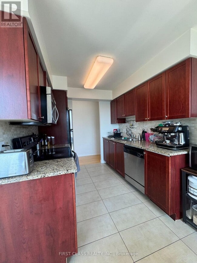 Building Photo - 88 Grangeway Ave