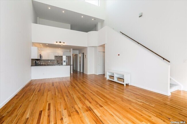 Foto del edificio - 625 Shore Rd