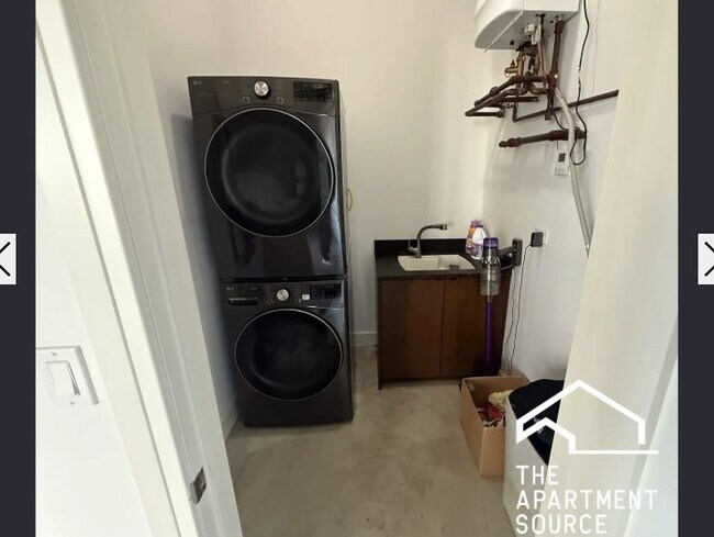 Foto del edificio - 175 N Ada St