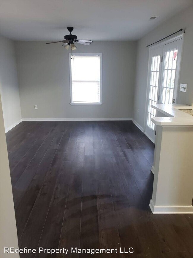 Building Photo - 4 br, 2.5 bath House - 1110 N. 23rd Street