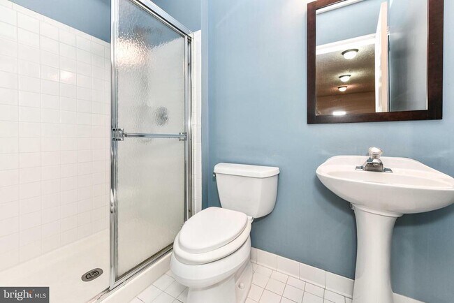 Foto del edificio - 4014 Rosemeade Dr