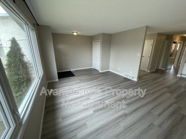 Building Photo - 3003-3131 131 Ave NW