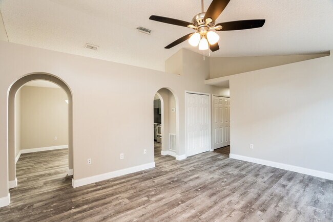 Foto del edificio - 6503 Tabogi Trail