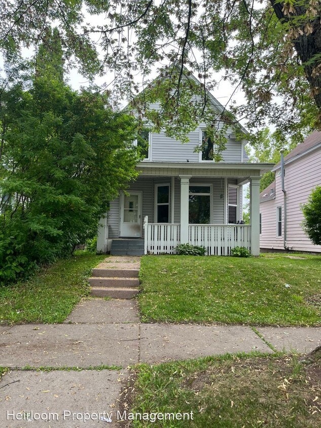 Primary Photo - 3 br, 1.5 bath House - 2626 W 5th St