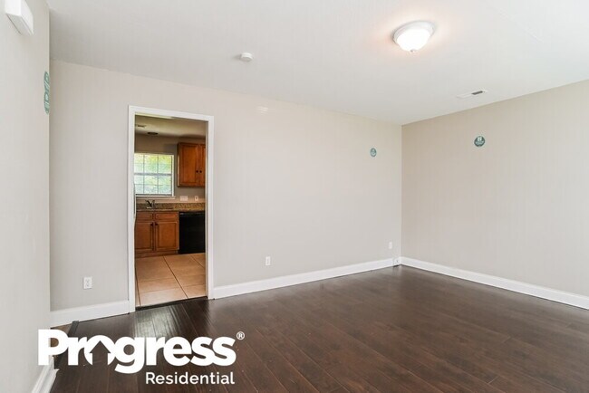 Foto del edificio - 10116 Woody Ridge Rd