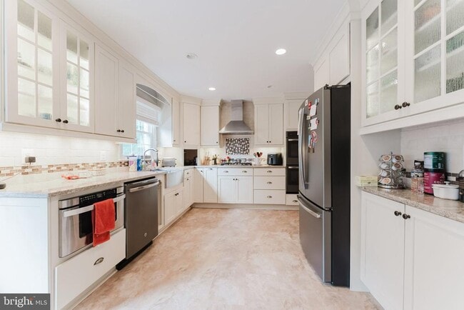 Foto del edificio - 8001 Bethelen Woods Ln