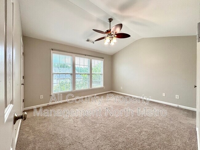 Photo - 1033 Thornborough Drive Townhome