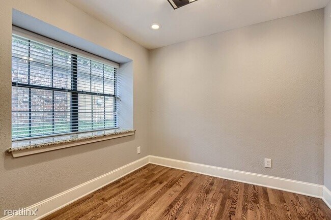 Foto del edificio - 4 br, 3 bath House - 207 Tanglewood Dr UNIT