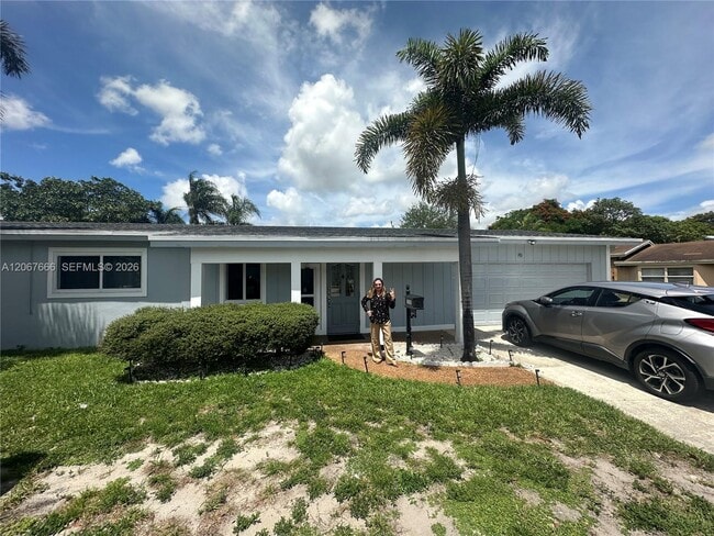Building Photo - 1725 NW 9th Ave
