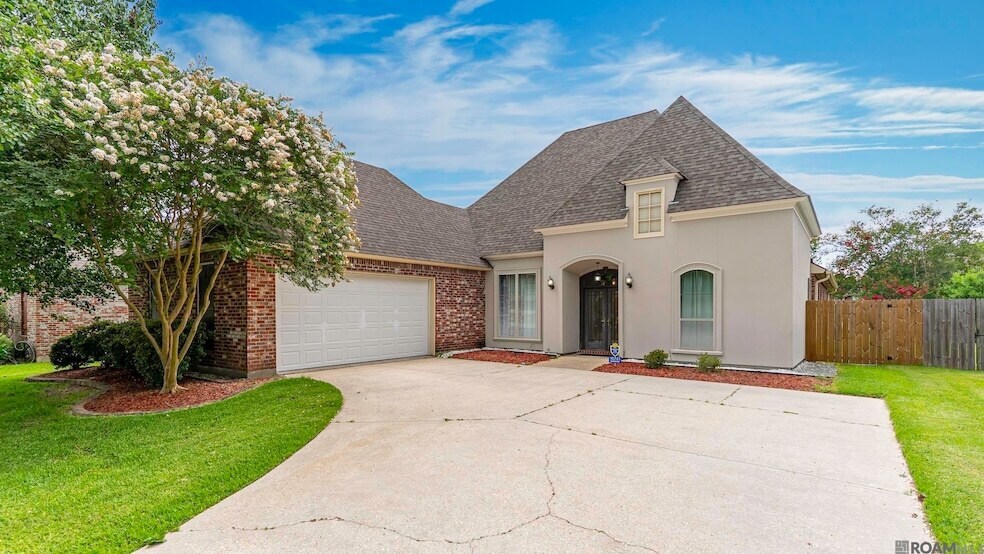 Foto principal - 10741 Hillmont Ave