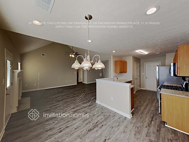 Foto del edificio - 321 St Charles Ave