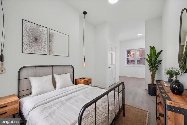 Foto del edificio - 1418 W Erie Ave