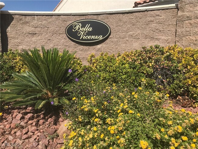 Foto del edificio - 10629 Bella Ordaz Way