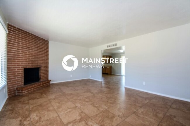 Foto del edificio - 4 Bedroom Pet-Friendly Home in Tucson, AZ ...