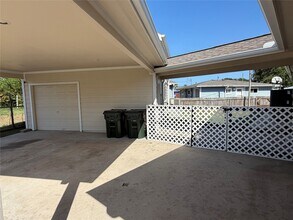 Building Photo - 1310 Bayou Shore Dr
