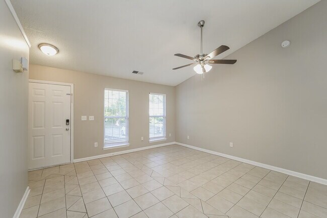 Building Photo - 7330 Chidley Dr
