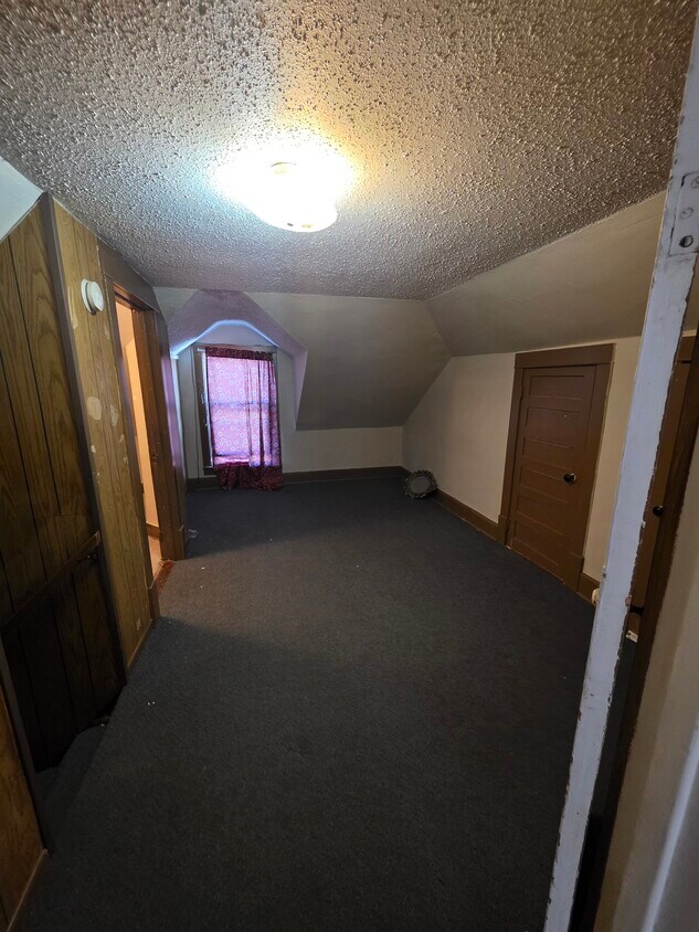 Foto del edificio - 7 W River Ave