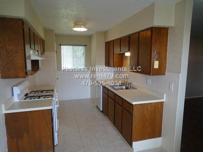 Building Photo - 1306 Janda Dr