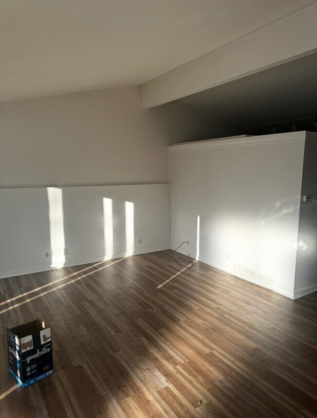 Foto del edificio - 1810 Greenbriar Ln