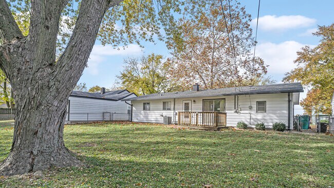 Foto del edificio - 10221 Huntington Ct