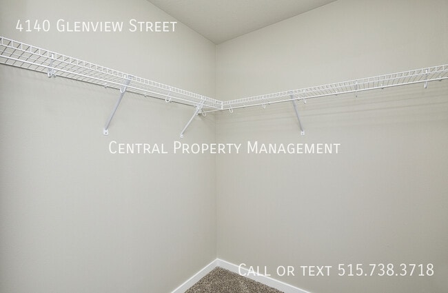 Building Photo - 4140 Glenview St.