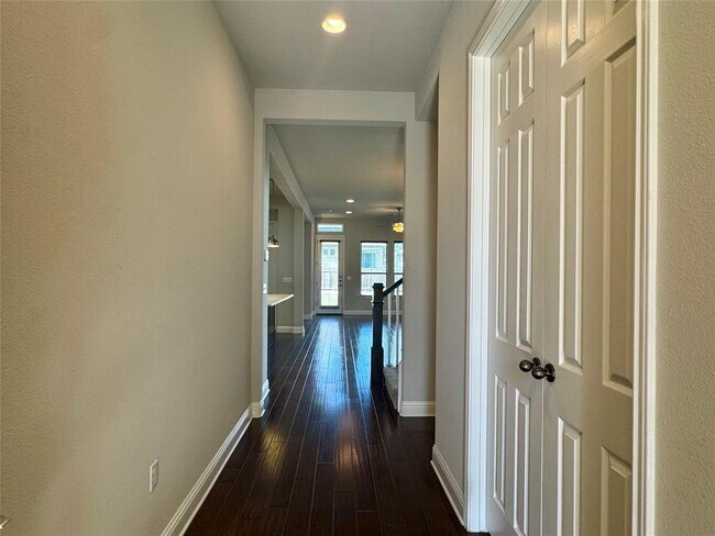 Building Photo - 12524 Ondara Dr
