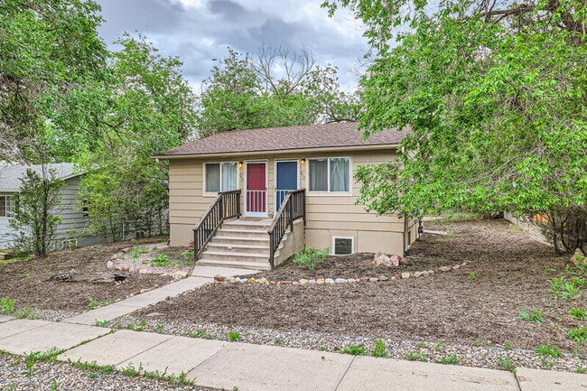 Building Photo - 2515 W Willamette Ave