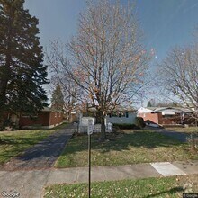 Building Photo - 685 Holly Hill Dr