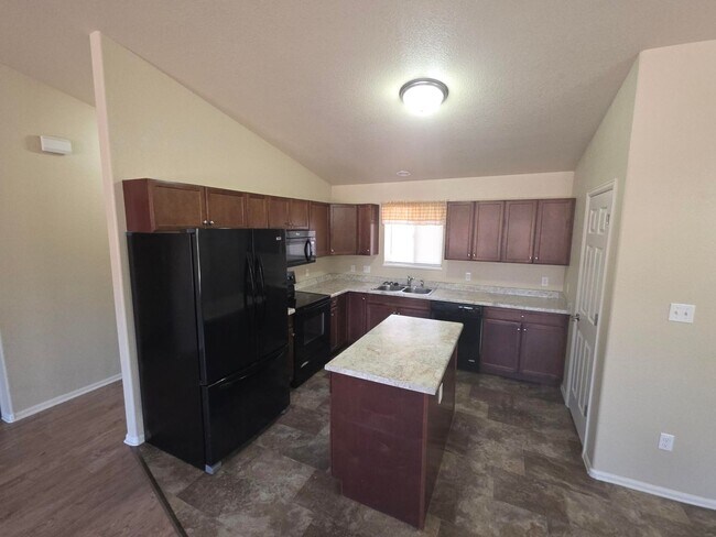 Foto del edificio - Nice Home in Chatfield II Subdivision
